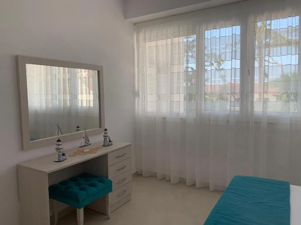 Bellavista Apartments Bougainville Bay Saranda 0*,
