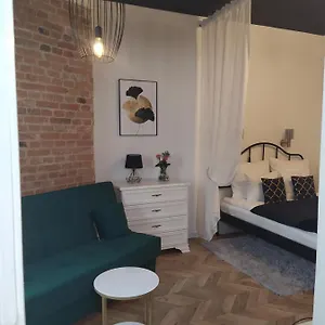 https://ndm-apartament.warsawhotelspoland.com