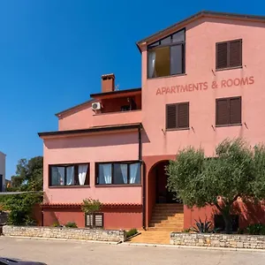 https://apartments-miri-vrsar.in-istria.net